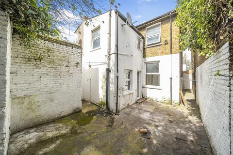 112 Courthill Road, London, SE13 6HA