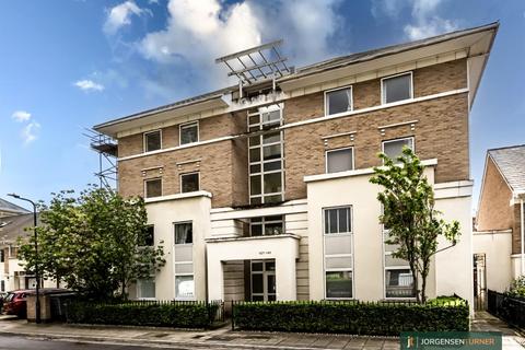 139 Carlton Vale, London, NW6 5HQ