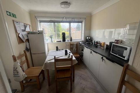 3 bedroom semi-detached house for sale, Calais Road, Burton-On-Trent DE13