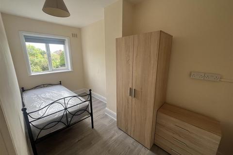226 Calais Road, Burton-on-trent, DE13 0UP
