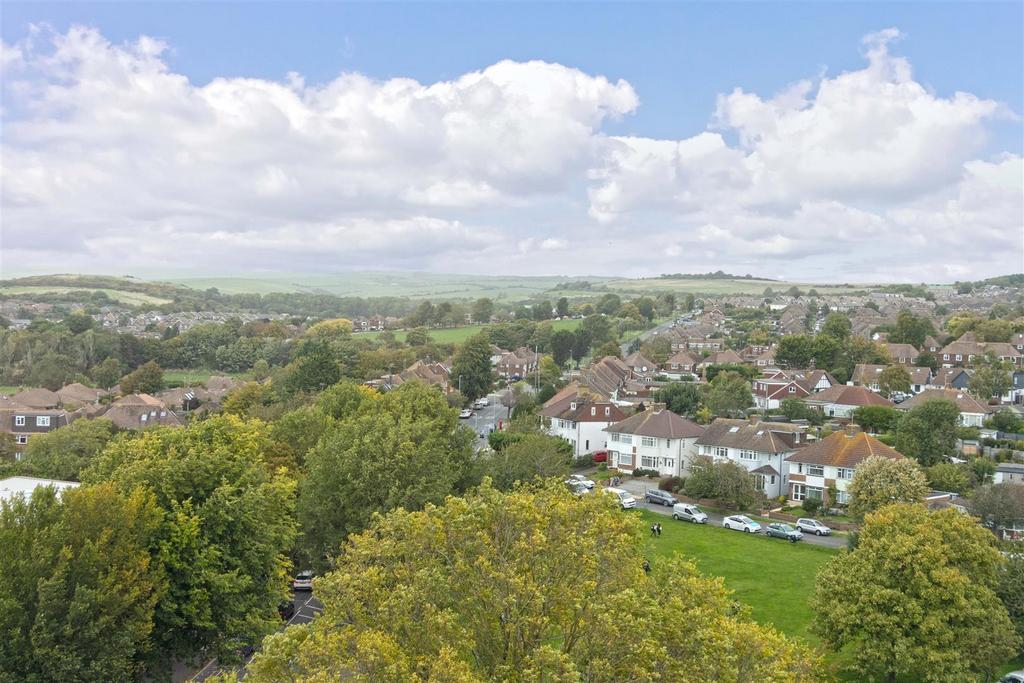 Hangleton Road, Hove 1 bed apartment for sale £230,000
