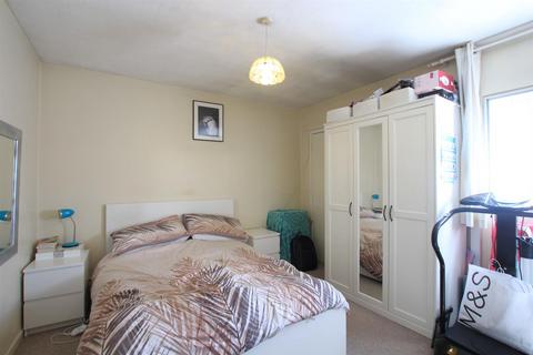 2 bedroom apartment for sale, Ringway, Norwood Green UB2