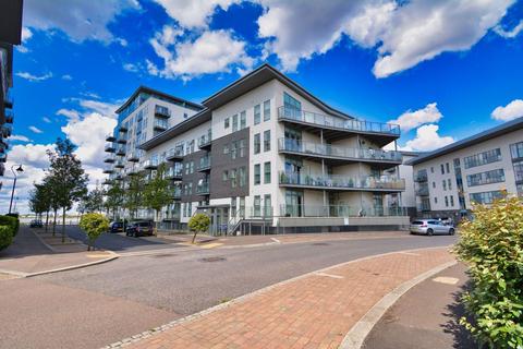 2 bedroom apartment for sale, Clovelly Place, Greenhithe