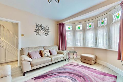 3 bedroom end of terrace house for sale, Mannin Road, Chadwell Heath, RM6