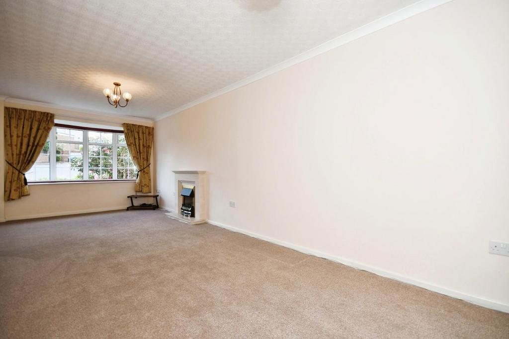 Lounge / dining room