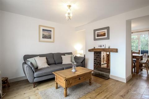 5 Bridge End, Piercebridge, Darlington, DL2 3SF