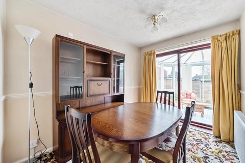 74 Burley Lane, Horsforth, Leeds, LS18 4NR