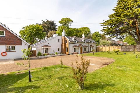 5 bedroom cottage for sale, Yarmouth, Isle of Wight