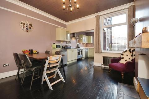 4 bedroom terraced house for sale, Bowood Road, Sheffield, S11 8YG