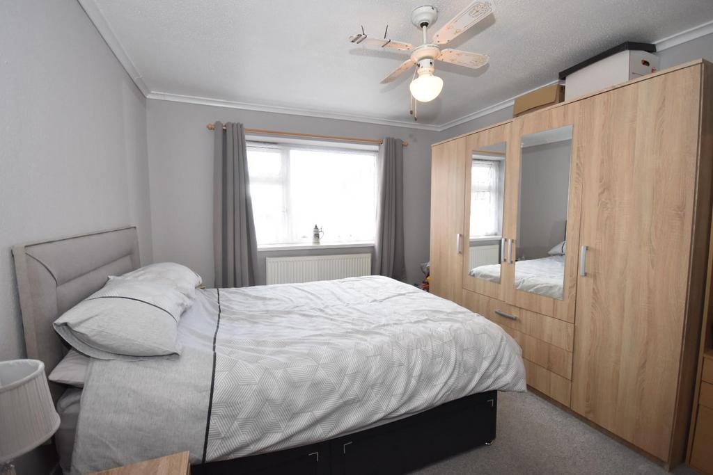 Bedroom.jpg