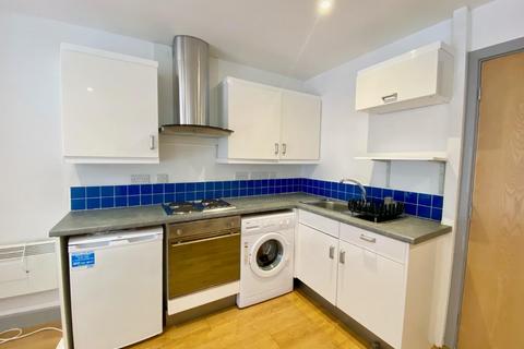 1 bedroom flat to rent, Flat 6 17 Lendal, York