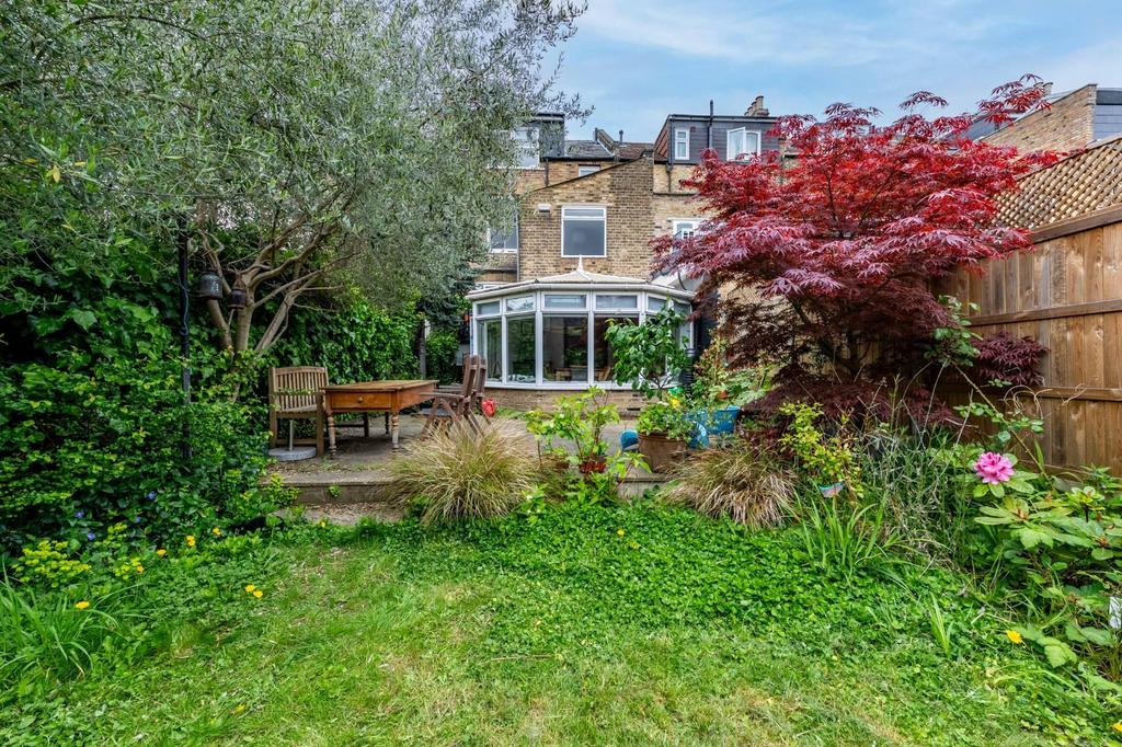 Garden reverse