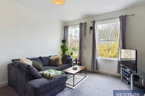 1 bedroom flat for sale, Alma Square, Scarborough