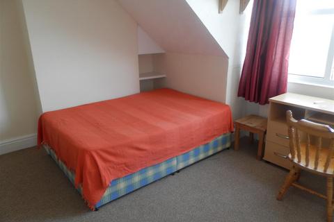 4 bedroom maisonette to rent, 38a Coldharbour RoadRedlandBristol