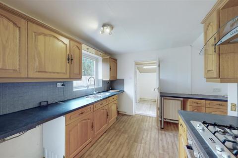 15 The Lawn, Whittlesford, Cambridge, CB22 4NG
