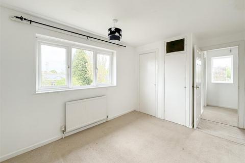 15 The Lawn, Whittlesford, Cambridge, CB22 4NG