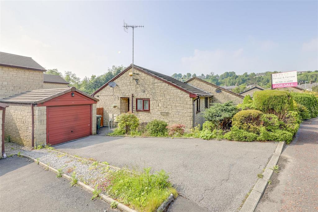 Stacksteads Bacup Brandwood Park, Stacksteads, Bacup 2 bed semi-detached bungalow - £190,000