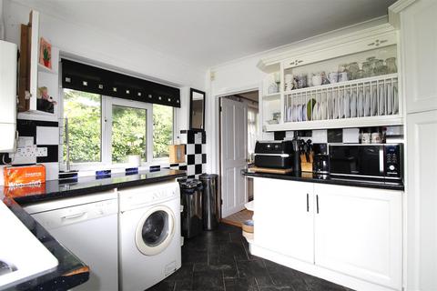 63 Barton Hill Drive, Minster On Sea, Sheerness, ME12 3NF