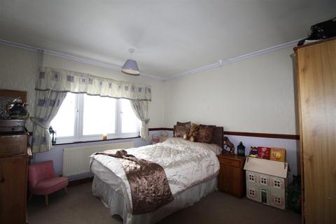 63 Barton Hill Drive, Minster On Sea, Sheerness, ME12 3NF