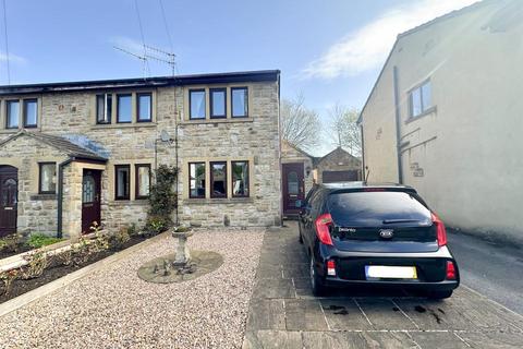2 bedroom townhouse for sale, The Close, Skipton