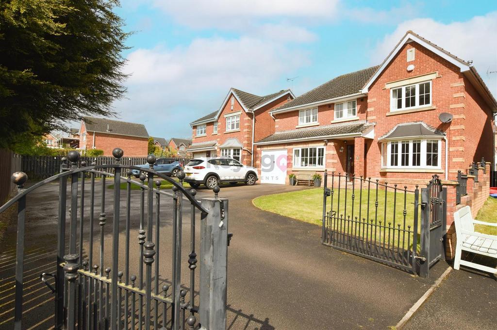 Toll House Mead, Mosborough... 5 bed detached house for sale £450,000