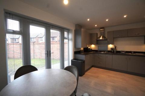 3 bedroom semi-detached house for sale, Hustler Grove, Howden