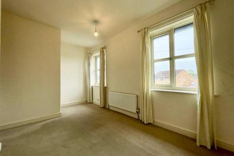 2 bedroom semi-detached house for sale, Piccadilly Road, Chesterfield