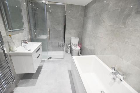 12 Ambleside Close, Halfway, Sheffield, S20 4GA