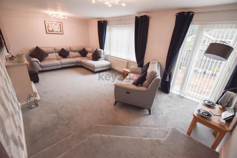 12 Ambleside Close, Halfway, Sheffield, S20 4GA