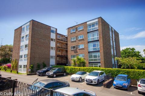 2 bedroom apartment to rent, Paddockhall Road, Haywards Heath