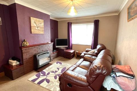 3 bedroom semi-detached house for sale, Marl Avenue, Llandudno Junction