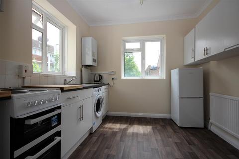 2 bedroom flat to rent, Goodson Road, Harlesden, NW10 9LR