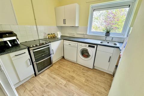 1 bedroom maisonette for sale, Wolston Close, Luton