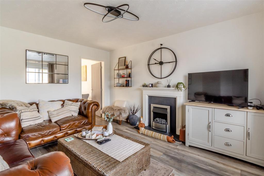 8591696-interior09.jpg