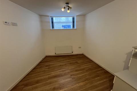 1 bedroom apartment to rent, St Mary's Court, Stockport SK1