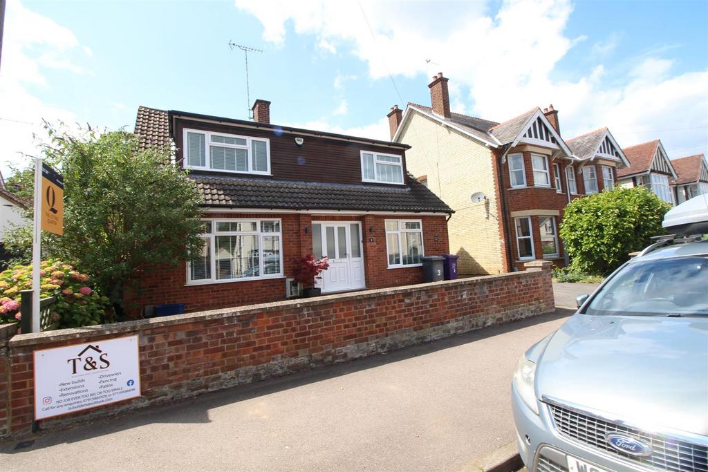 Bearton Avenue, Hitchin SG5 4 bed house £2,200 pcm (£508 pw)