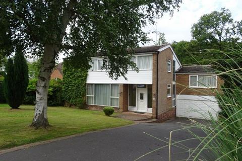 5 bedroom detached house to rent, Birch Tree Grove, Solihull B91