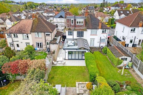 4 bedroom semi-detached house for sale, West Way, Brentwood
