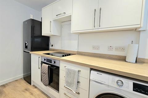 2 bedroom flat for sale, Royal Parade, Eastbourne BN22