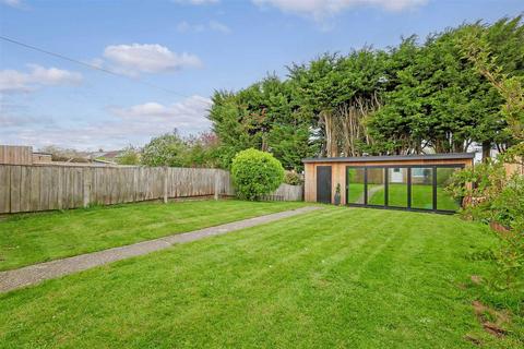 145 Linnet Drive, Chelmsford, CM2 8AQ