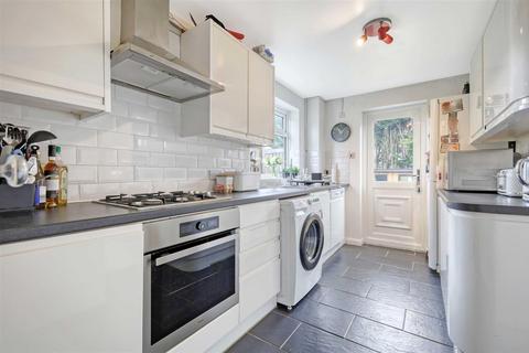 145 Linnet Drive, Chelmsford, CM2 8AQ