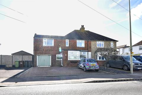 4 bedroom semi-detached house for sale, New Winchelsea Road, Rye