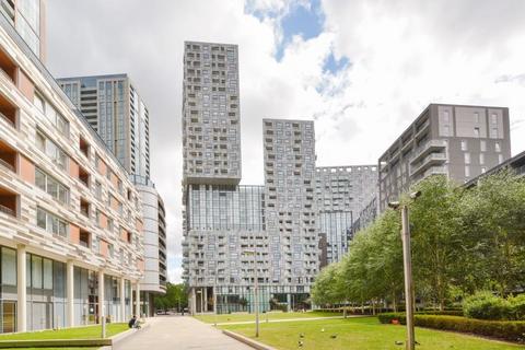 3 bedroom apartment to rent, Talisman Tower, Canary Wharf E14