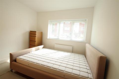 2 bedroom apartment for sale, Arosa Drive, Birmingham, B17