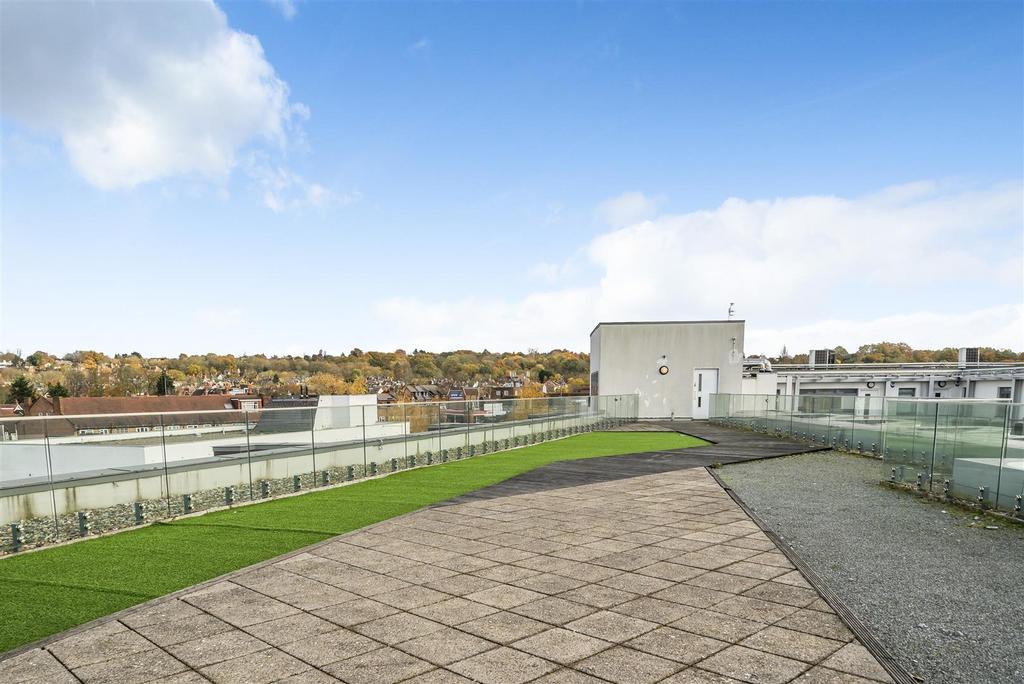 Commual Roof Terrace.jpg