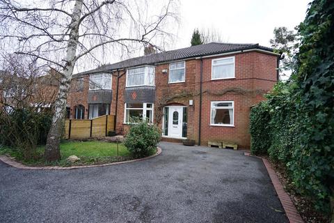 4 bedroom semi-detached house to rent, Timberbottom, Bradshaw, Bolton