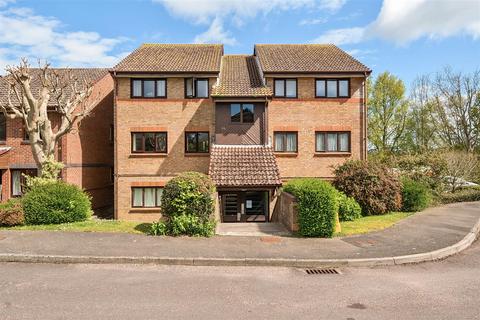 2 bedroom apartment for sale, Alexandra Court, Bridport