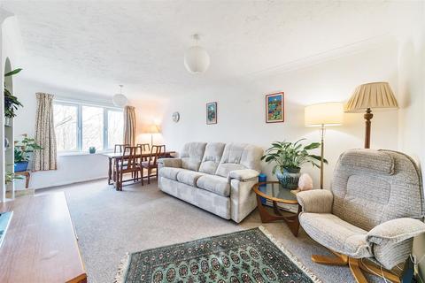 2 bedroom apartment for sale, Alexandra Court, Bridport