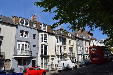 1 bedroom flat to rent, Upper Rock Gardens, Brighton BN2 1QE