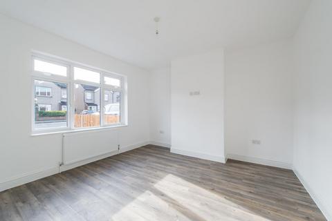 4 bedroom terraced house for sale, Tidford Road, Welling